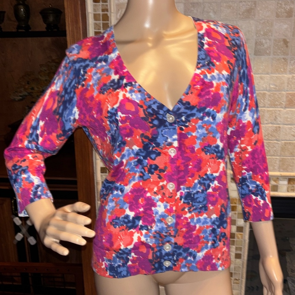 Talbots floral cardigan pink red blue Medium Petite buttons